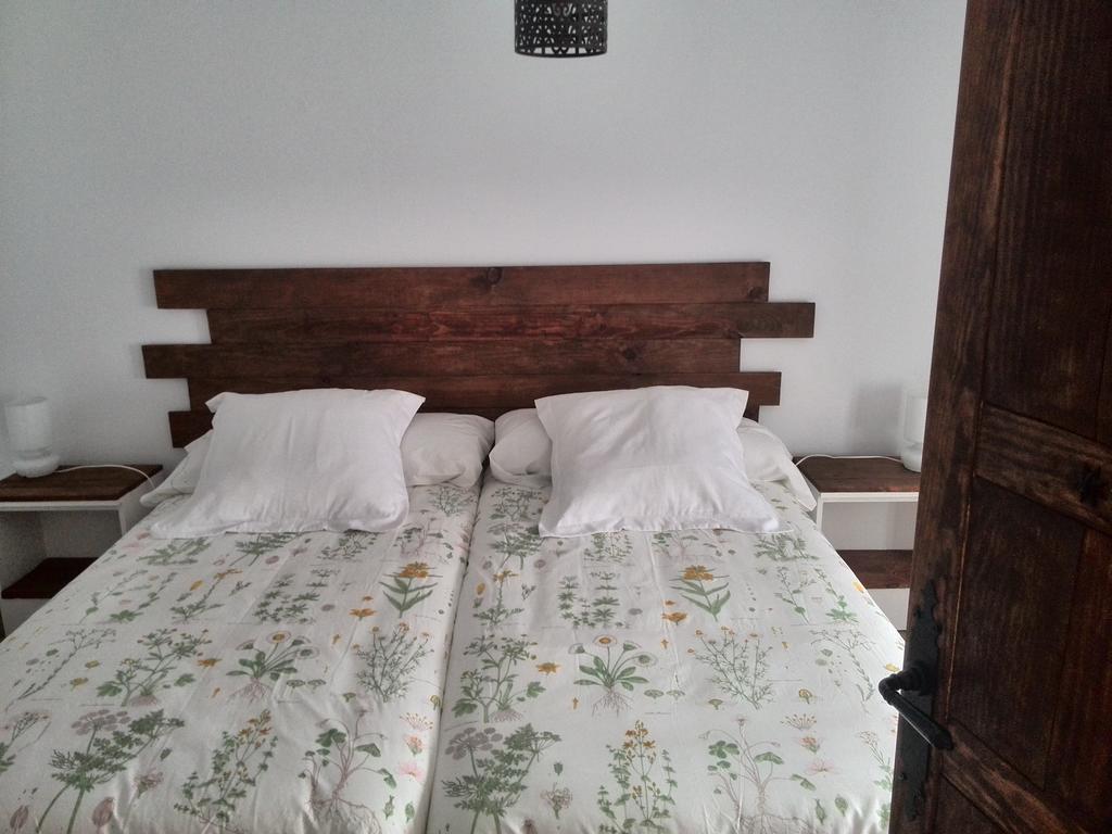 Nido Menas Villa Torrejón el Rubio Kültér fotó